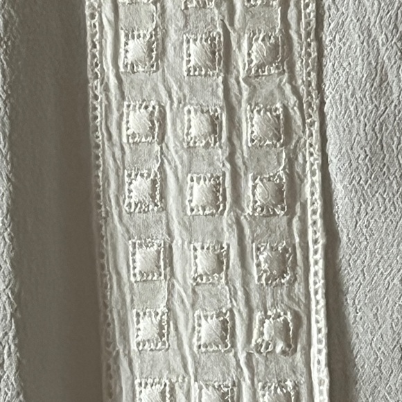 Comptoir de Cotonniers white embroidered top, sleeveless, euro 38/us4, EUC - Picture 3 of 9